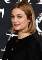 alison-sudol-attends-a-photocall-for-fantastic-beast-and-where-to-picture-id614282022.jpg