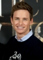 eddie-redmayne-attends-a-photocall-for-fantastic-beast-and-where-to-picture-id614282192.jpg