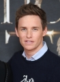 eddie-redmayne-attends-a-photocall-for-fantastic-beast-and-where-to-picture-id614282194.jpg