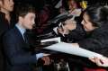 185140354-actor-daniel-radcliffe-signs-autographs-as-gettyimages.jpg