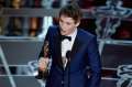 464210272-actor-eddie-redmayne-accepts-the-best-actor-gettyimages.jpg