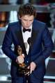 464210502-actor-eddie-redmayne-accepts-the-best-actor-gettyimages.jpg