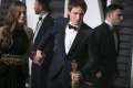 464247384-eddie-redmayne-holding-his-oscar-for-best-gettyimages.jpg