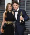 464463880-actor-eddie-redmayne-and-wife-hannah-gettyimages.jpg