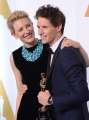 466543726-actors-cate-blanchett-and-eddie-redmayne-gettyimages.jpg